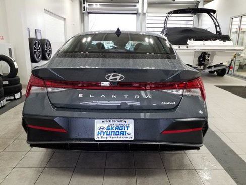 New 2026 Hyundai Elantra Limited image 22