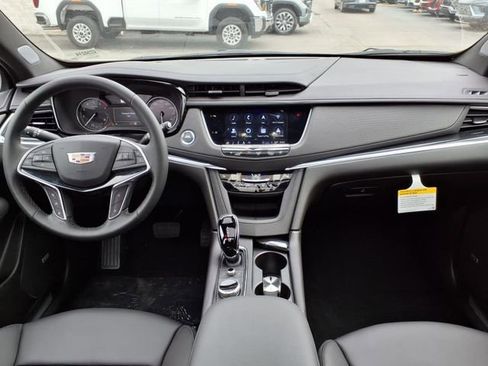New 2025 Cadillac XT5 Premium Luxury image 19