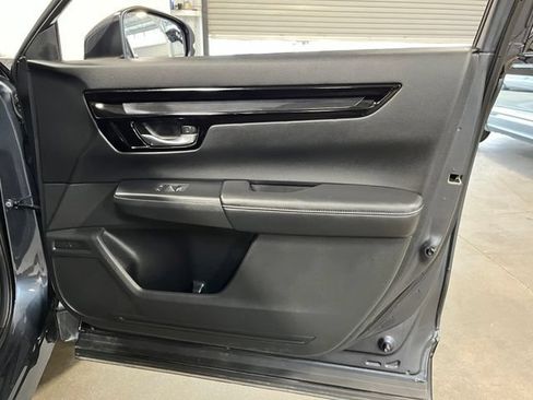 Used 2024 Honda CR-V EX-L image 12