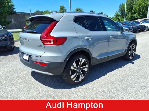 Used 2024 Volvo XC40 B5 Ultimate w/ Climate Package AWD/4WD image 6
