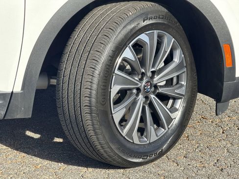 Used 2025 Buick Envision Preferred image 12