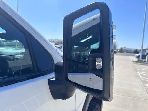 Used 2022 GMC Sierra 2500 AT4 w/ AT4 Preferred Package image 17