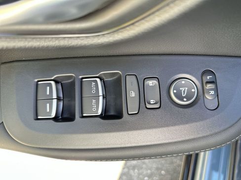 New 2026 Honda HR-V EX-L image 15