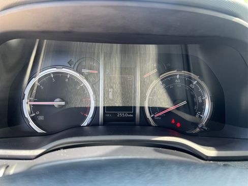 Used 2024 Toyota 4Runner TRD Off-Road image 16