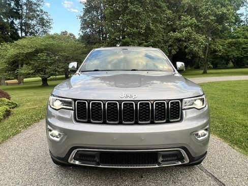 Used 2019 Jeep Grand Cherokee Limited w/ Luxury Group II AWD/4WD image 3