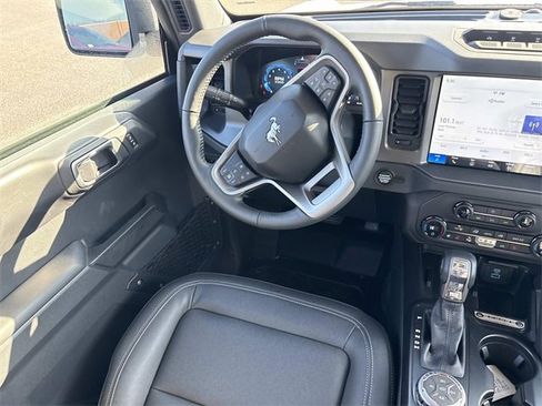 New 2025 Ford Bronco Badlands image 14