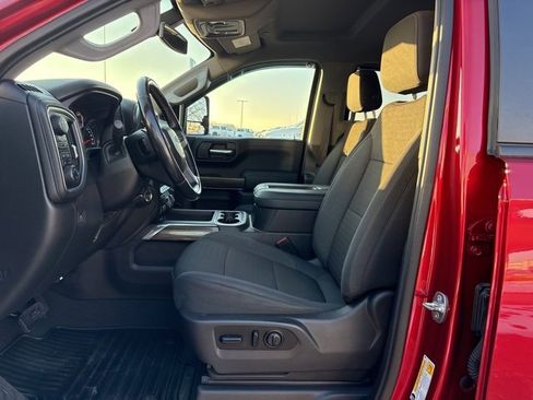 Used 2021 Chevrolet Silverado 1500 RST w/ Max Trailering Package image 11