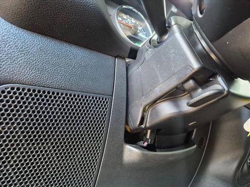 Used 2018 Jeep Wrangler Sport AWD/4WD image 16
