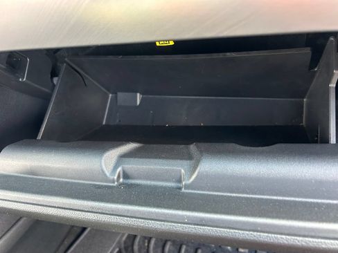 Used 2022 Ford Mustang Premium RWD image 18