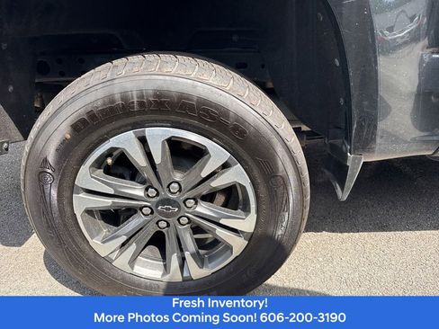 Used 2022 Chevrolet Colorado Z71 AWD/4WD image 5