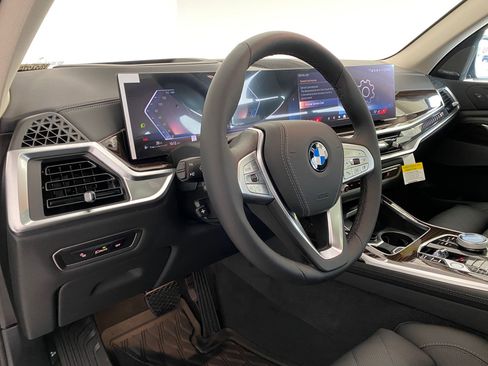 New 2026 BMW X7 xDrive40i w/ Executive Package image 4