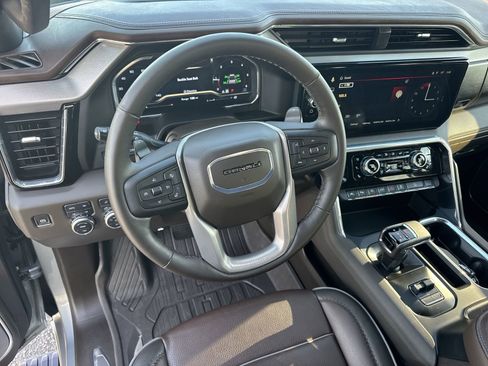 Used 2025 GMC Sierra 1500 Denali w/ Denali Reserve Package image 18