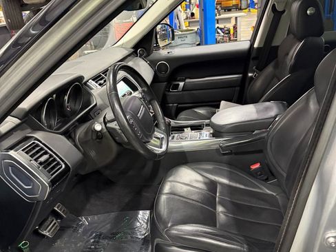 Used 2017 Land Rover Range Rover Sport HSE image 5