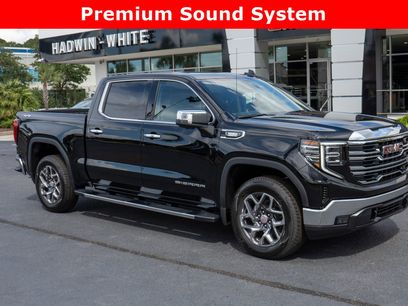 New 2026 GMC Sierra 1500 SLT w/ SLT Premium Package