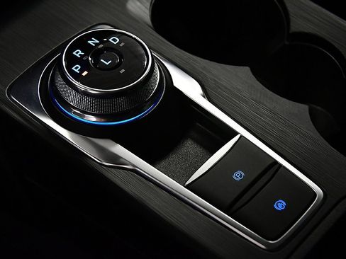 Used 2023 Ford Escape SE w/ PHEV Premium Package image 24