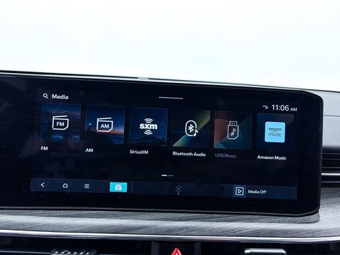 Used 2025 Kia K5 EX FWD image 23