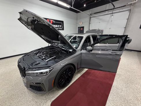 Used 2020 BMW 750i xDrive w/ Luxury Rear Seating Package AWD/4WD image 74