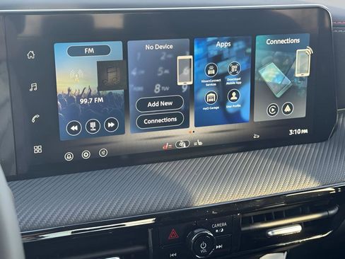 New 2026 Nissan Kicks SR w/ Cold Weather Package image 23