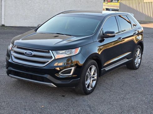 Used 2018 Ford Edge Titanium image 6