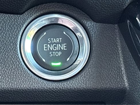 New 2026 Chevrolet Traverse LT w/ Driver Confidence Package image 7