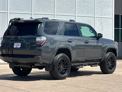 Used 2024 Toyota 4Runner SR5 Premium w/ Moonroof Package AWD/4WD image 4