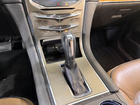 Used 2013 Lincoln MKX Base image 20