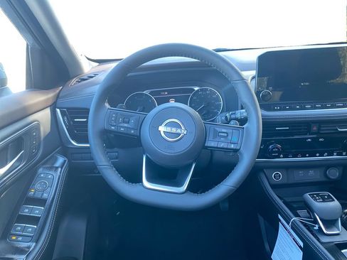 Used 2023 Nissan Rogue SL w/ SL Premium Package AWD/4WD image 13