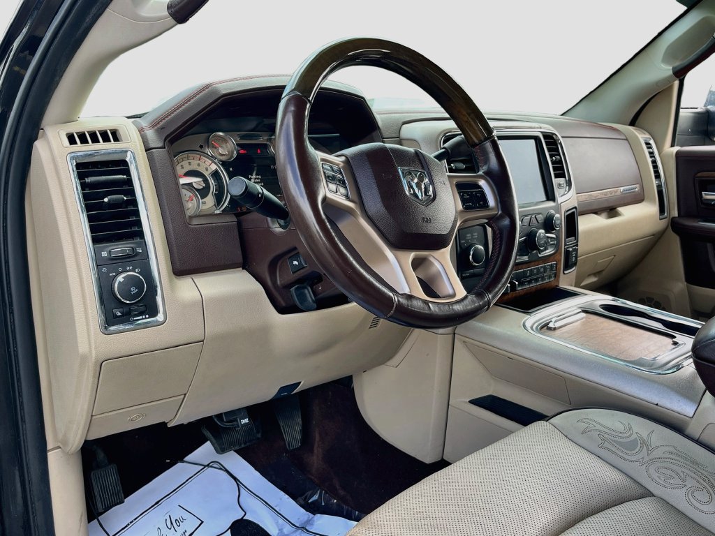 Used 2018 RAM 2500 Longhorn w/ Longhorn Southfork Package AWD/4WD image 9