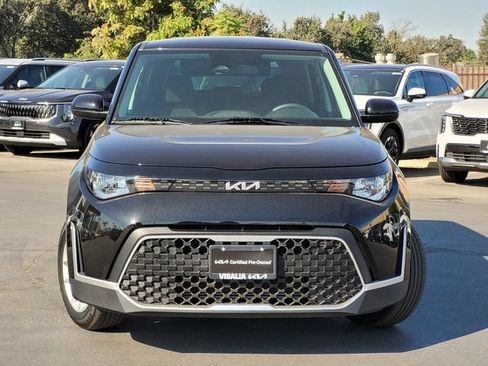 Certified 2025 Kia Soul LX w/ LX Technology Package FWD image 4
