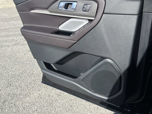 New 2026 Ford Explorer Platinum RWD image 17