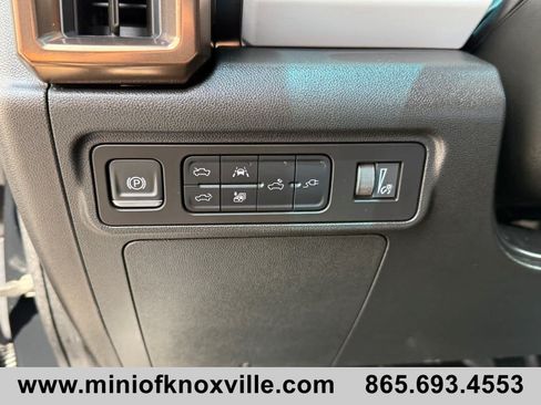 Used 2024 GMC Hummer EV 3X w/ Battery Pack, 24 Module Pack AWD/4WD image 33