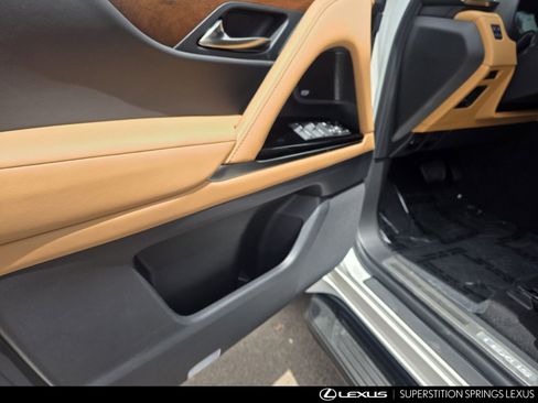 New 2026 Lexus LX 600 4WD w/ Luxury Package image 11