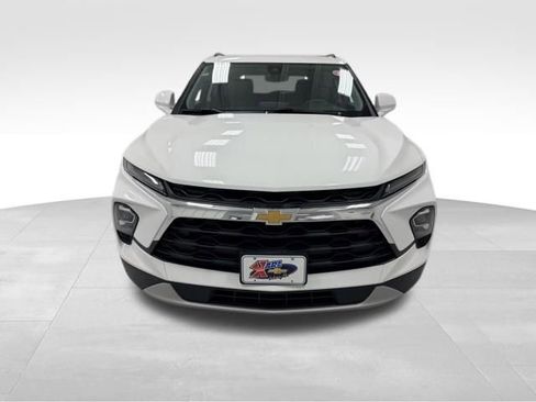 Certified 2024 Chevrolet Blazer LT w/ Convenience Package FWD image 8