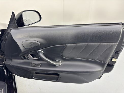 Used 2005 Honda S2000 image 31