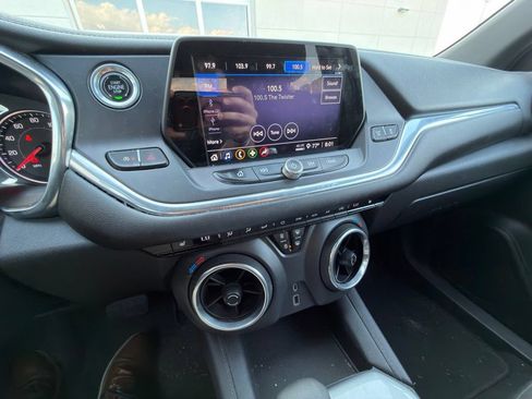 Used 2021 Chevrolet Blazer LT FWD image 12