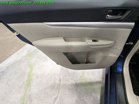 Used 2011 Subaru Legacy 2.5i image 27