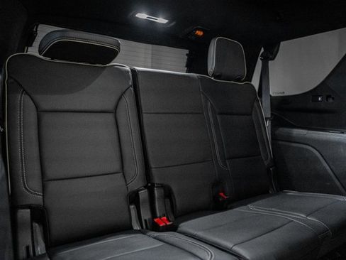 Used 2023 Chevrolet Tahoe Premier image 33