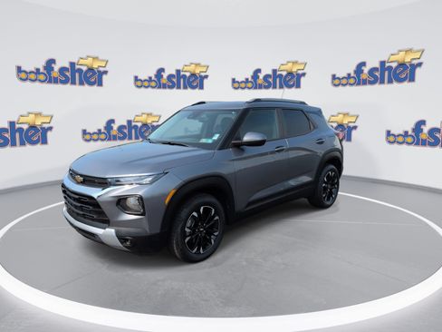 Certified 2021 Chevrolet TrailBlazer LT w/ Driver Confidence Package FWD image 9