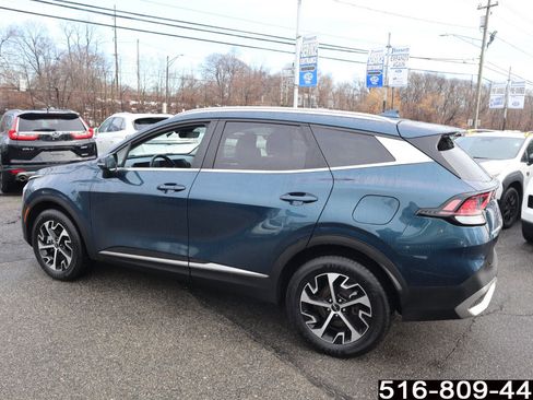 Used 2023 Kia Sportage EX image 7