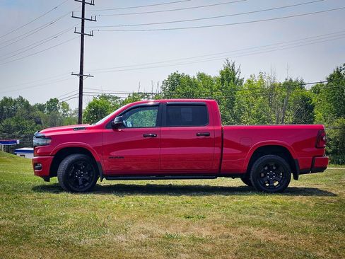 Used 2025 RAM 1500 Big Horn AWD/4WD image 8