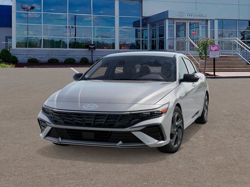 New 2026 Hyundai Elantra Sport FWD image 6