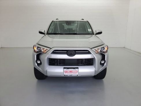 Used 2023 Toyota 4Runner SR5 image 3