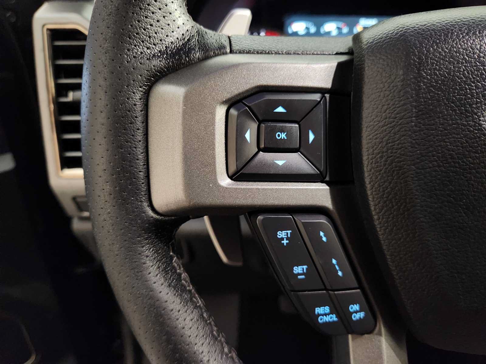 Used 2018 Ford F150 Raptor w/ Equipment Group 802A Luxury AWD/4WD image 27