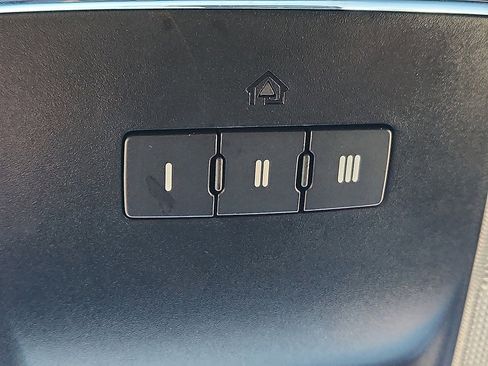 Used 2019 Dodge Charger GT w/ Blacktop Package image 11