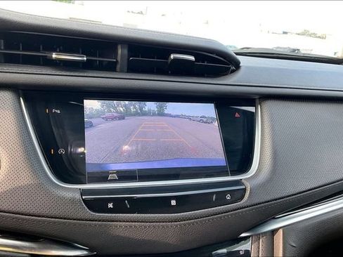 Used 2021 Cadillac XT5 Premium Luxury AWD/4WD image 21