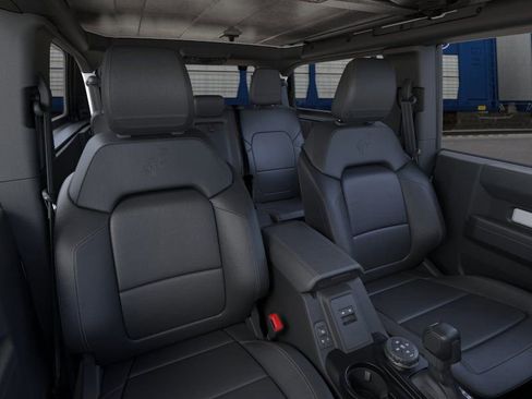 New 2026 Ford Bronco Badlands image 10