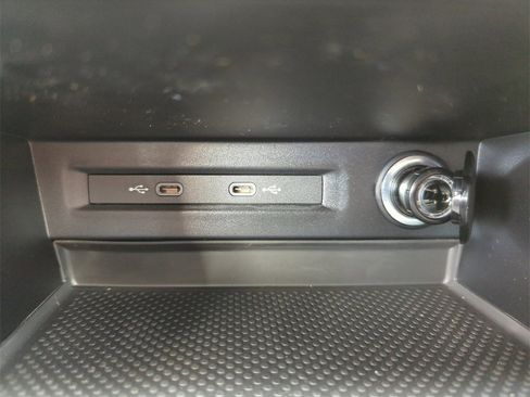 New 2025 Volkswagen Taos S image 29