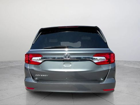 Used 2019 Honda Odyssey EX image 3