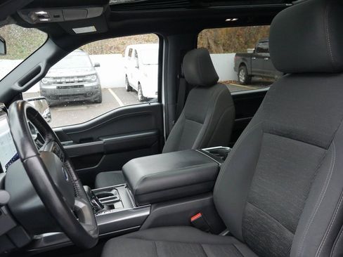 Used 2022 Ford F150 XLT w/ Equipment Group 302A High image 9