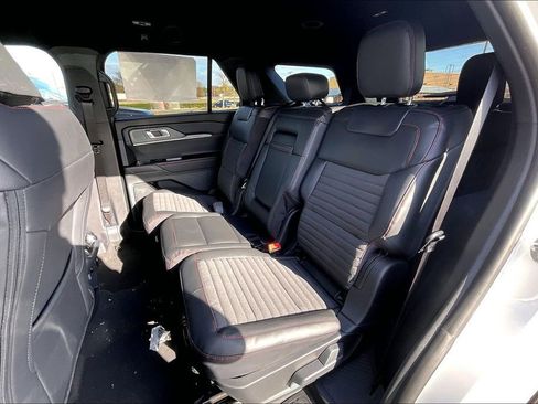 New 2026 Ford Explorer ST-Line w/ Premium Package image 10